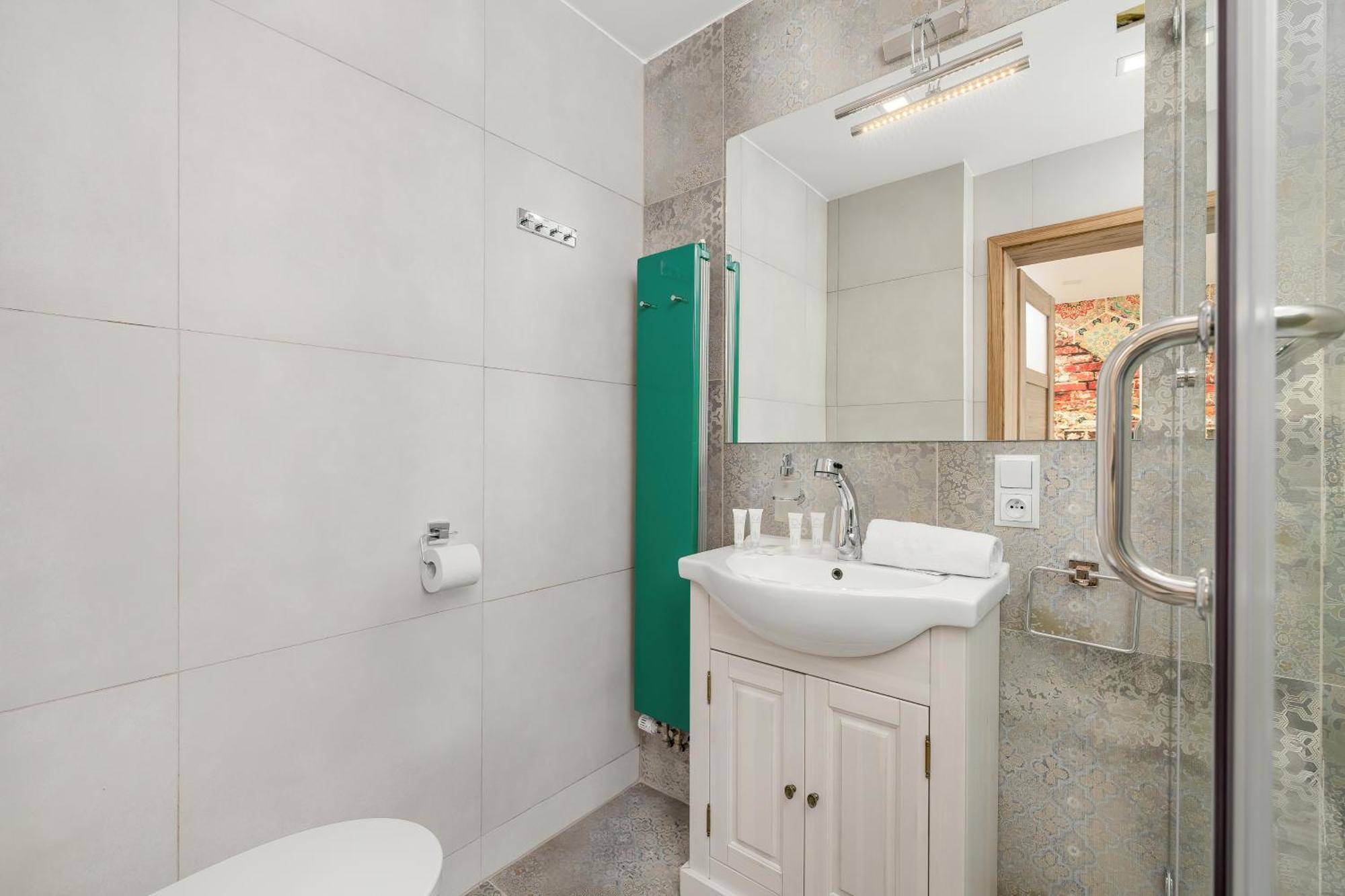 Nowoczesne I Stylowe Apartamenty W Centrum Bytomia Blisko Rynku By Noclegi Renters Exterior photo